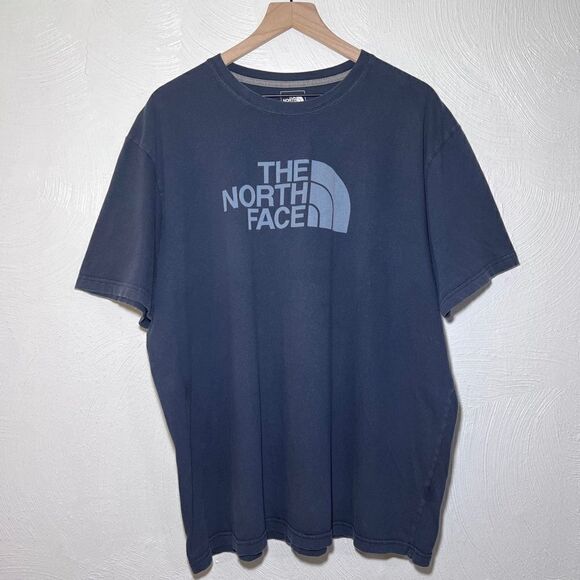 The North Face Logo T-Shirt - Picture 1 of 3